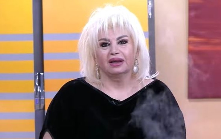 İndiki zamanda göydə Allah, yerdə puldur
