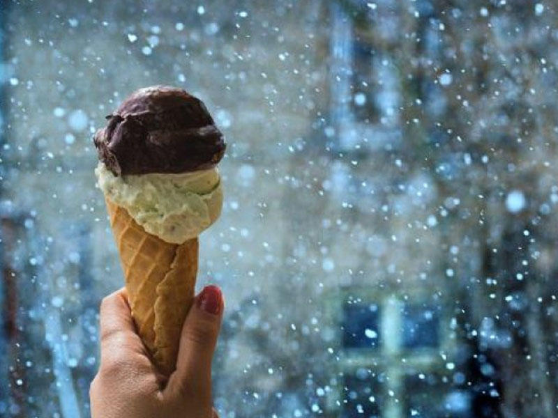 Qışda dondurma yemək faydalıdır - ALİMLƏR