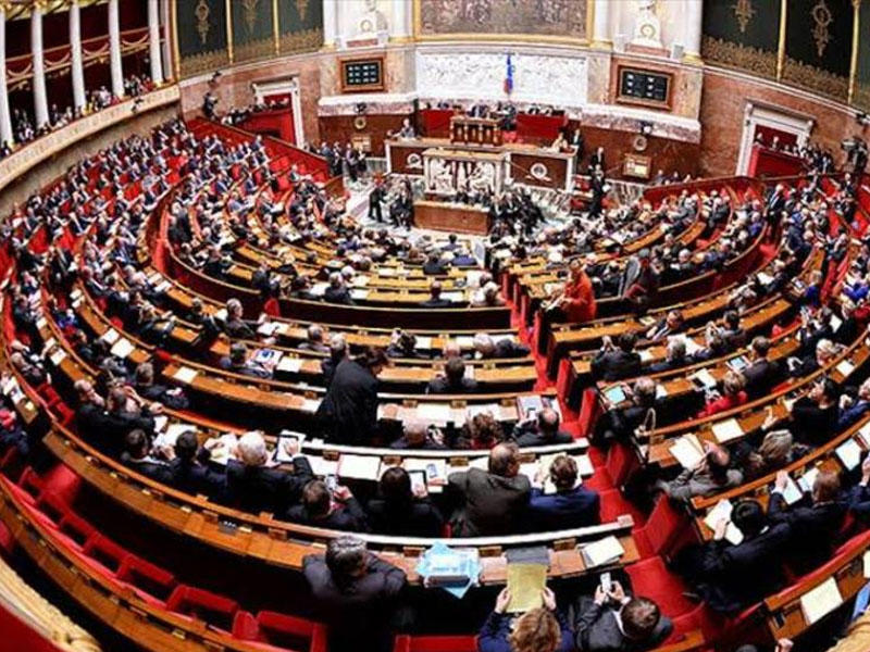 Fransada koronavirusa yoluxan deputatların sayı 2-yə çatdı