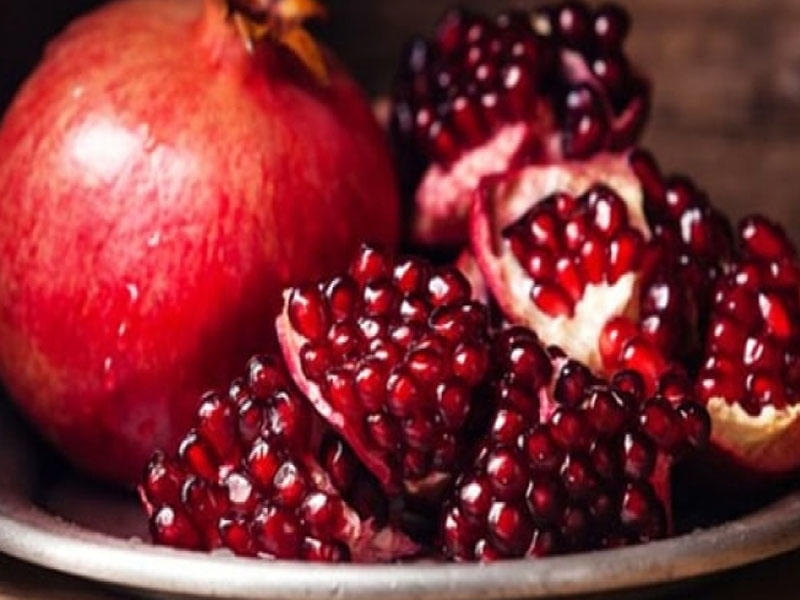 Mövsümün şah meyvəsi NAR FAYDALARI