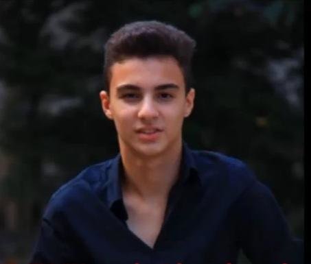 Gənc qızları qısqandıran azərbaycanlı müğənninin 15 yaşlı oğlu - FOTOLAR