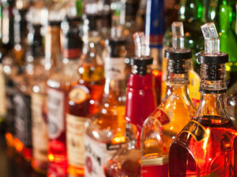 Alkoqol kimlərdə köklüyə səbəb olur?