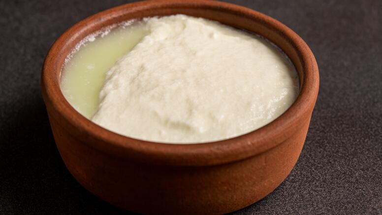 Qatıq suyunu atmayın - tamam başqa faydası var imiş