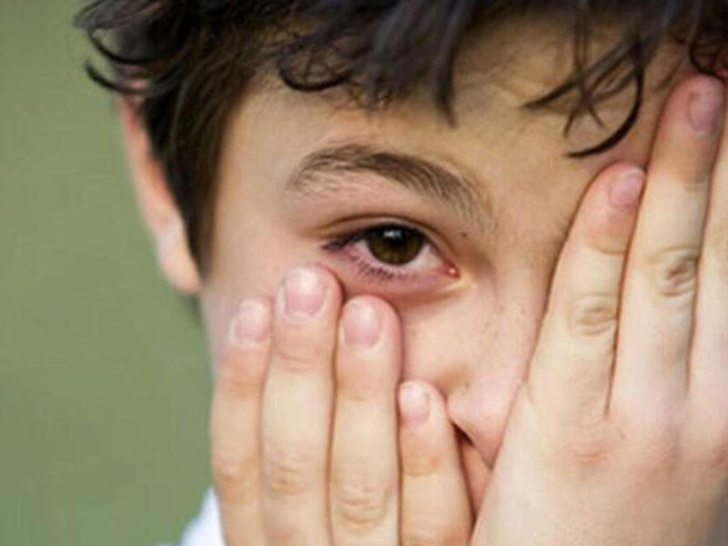 Uşağınızın allergik rinit olduğunu oyandığı zaman anlaya bilərsiniz - ƏLAMƏTLƏRİ