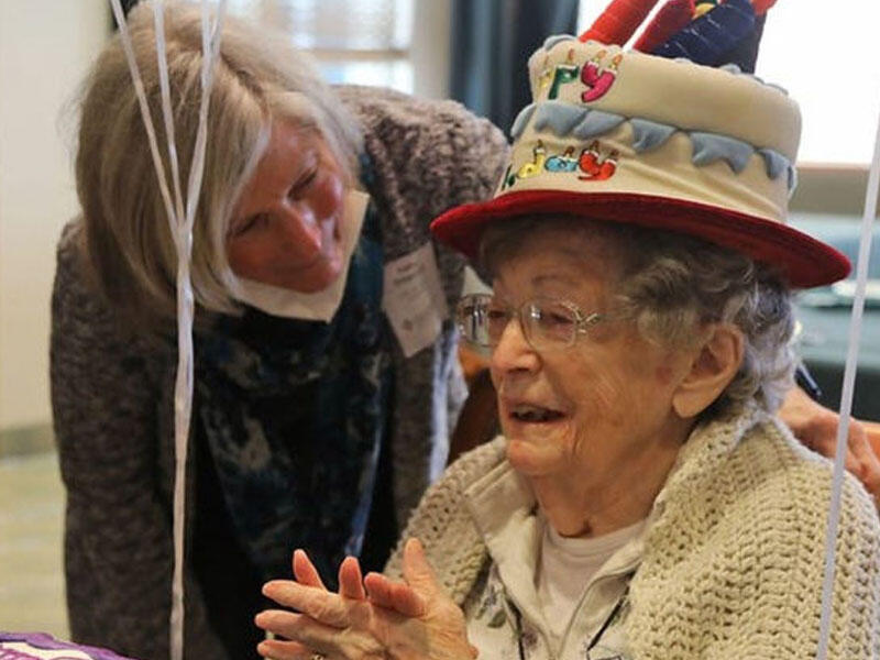 105 yaşlı qadının uzunömürlülüyünün sirri açıqlandı - FOTO