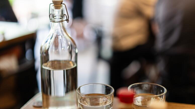 Susayanda su deyil, sən demə bu içkini içməliymişik