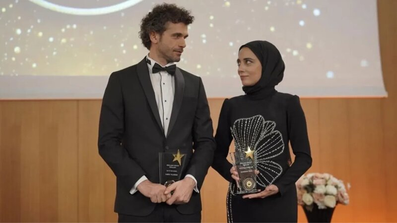 Kızılcık şerbeti'nə geri dönür