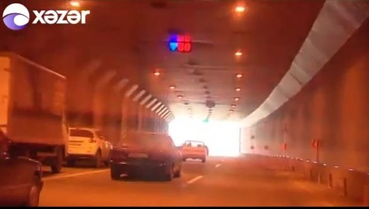 XƏBƏRDARLIQ: Paytaxtdakı tunellərdən keçəndə diqqətli olun - VİDEO