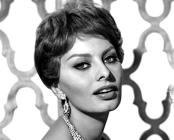 Əfsanəvi Sofia Loren 90 yaşında - FOTO