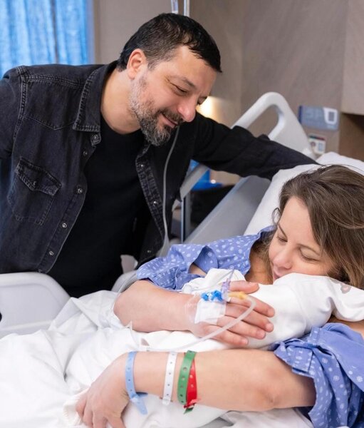 Məşhur aktrisa ana oldu - FOTOLAR