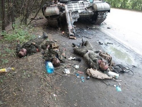 Əsgərləri daşıyan hərbi maşın dərəyə aşdı: yaralılar var - FOTO