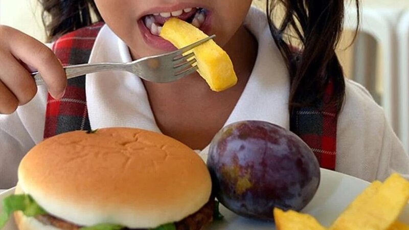 Hər 10 məktəblidən 1-i obezdir