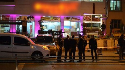 SON DƏQİQƏ! İstanbulda restorana silahlı hücum: yaralılar var