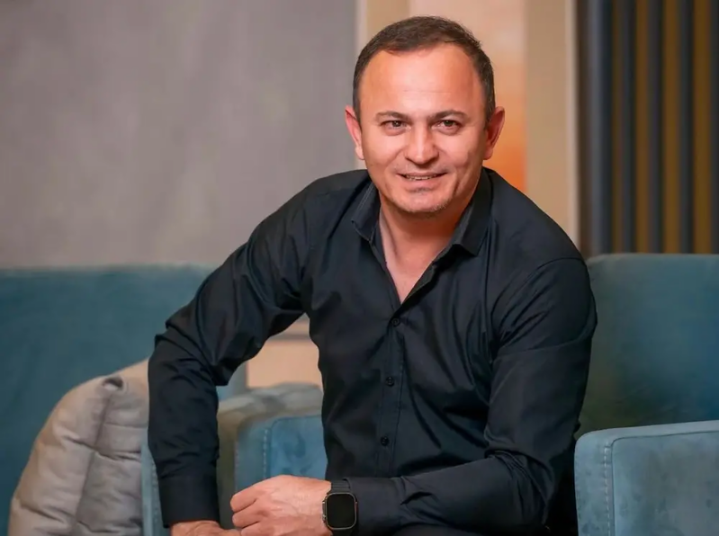 Pərvin Lətifovun anası faciəvi şəkildə vəfat etdi