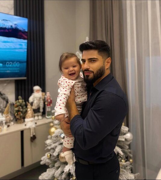 Boşanma qərarı verən müğənni xanımı ilə BARIŞDI