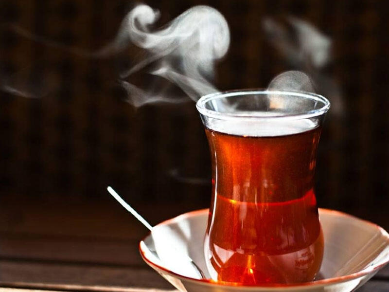 Hər gün içdiyimiz qara çayın faydaları və ziyanları