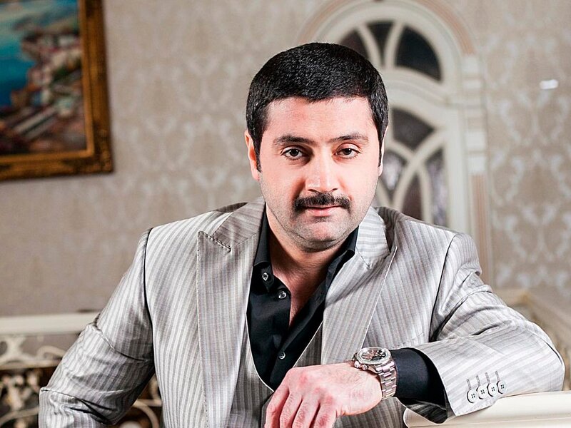 Aptekə girib 3 manatlıq dərman alırsan, çıxanda 40 manat cərimələnirsən' - İzzət