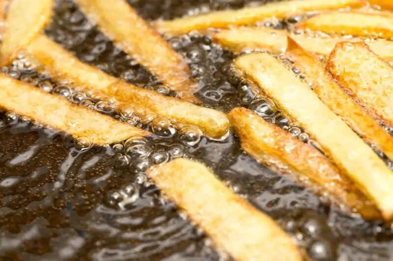 Qızartma yağ neçə dəfə istifadə oluna bilər? - Günəbaxan, qarğıdalı, zeytun yağı üçün hədd