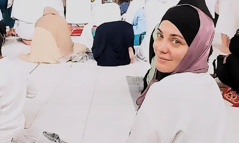 Ürəyim bütün zəvvarlar kimi orada qaldı' - Aparıcı Məkkə ziyarətindən yazdı