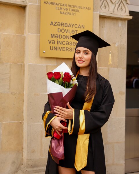 Zarina məzun oldu - FOTOLAR