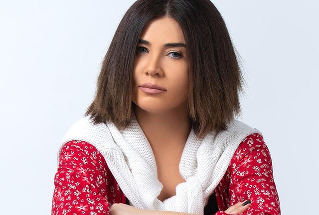 Tək rəqibim odur' - Elnarə hamını sildi