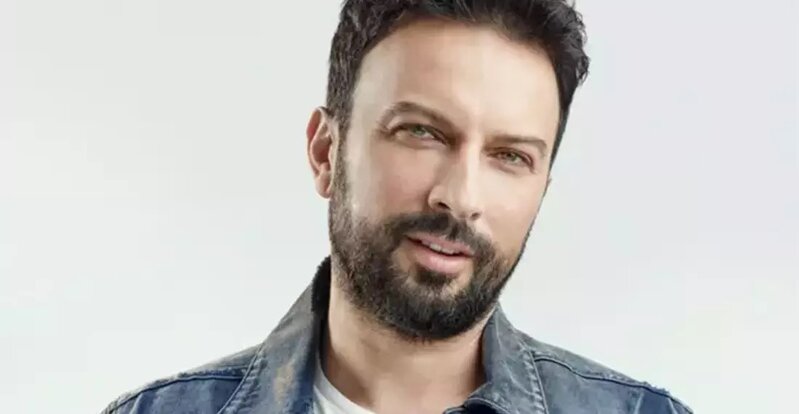 Tarkan ailə fotosunu paylaşdı - FOTO