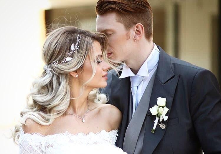 Puqaçovanın nəvəsi boşandı, Rusiyaya döndü