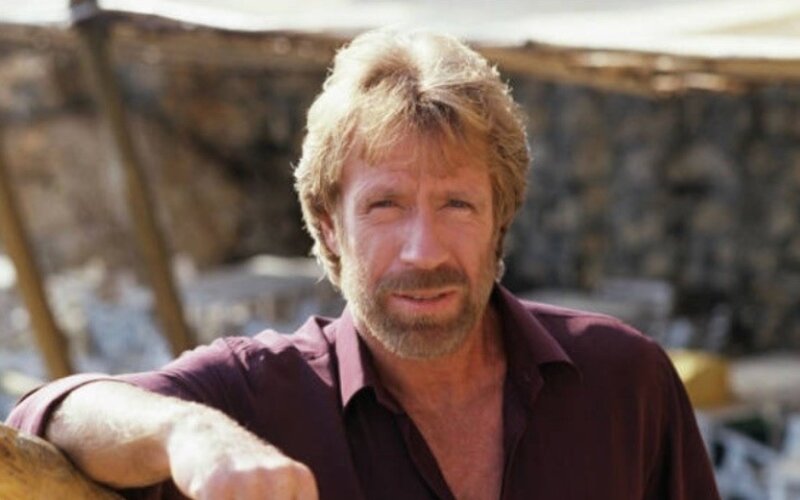 Çak Norris xəstəxanaya yerləşdirildi