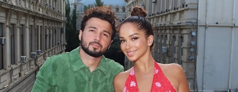 Azərbaycanlı iş adamı model xanımı ilə Bakıya gəldi