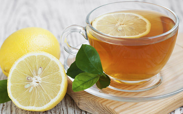 Hər gün içdiyimiz limonlu çay bu təhlükəli xəstəliyin riskini azaldır