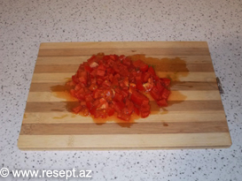Pomidor ilə almalı qarğıdalı salatı