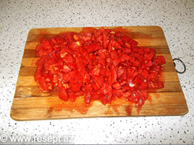 Sobada pomidorlu ət qızartması
