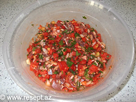 Sobada pomidorlu ət qızartması