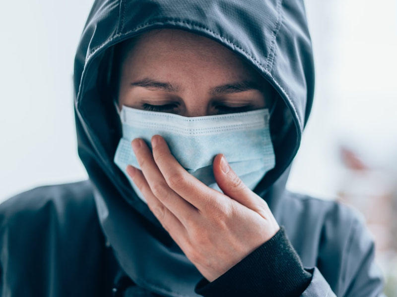 Açıq havada koronavirusa yoluxma riski var-Professordan maska TÖVSİYƏSİ