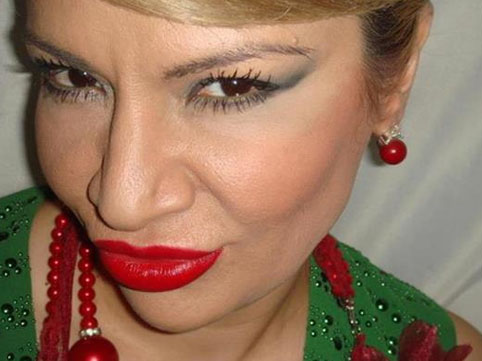 Aparıcı Ülvira əməliyyatdan sonra: "Yataqda tanış olmuşuq"