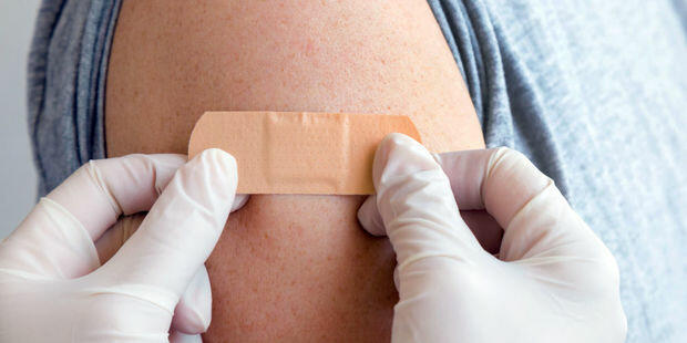 "Çipləmə" COVID-19-a qarşı vaksinasiyanın əsasını təşkil edir - Həkim reanimatoloq