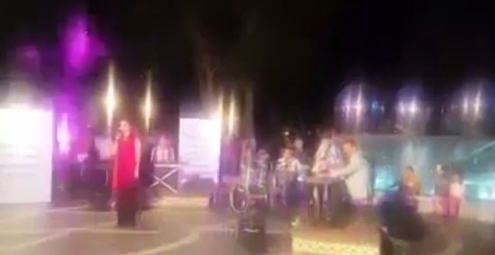 Paytaxt sakini şəhər mərkəzindəki konsertə BELƏ ETİRAZ ETDİ - VİDEO